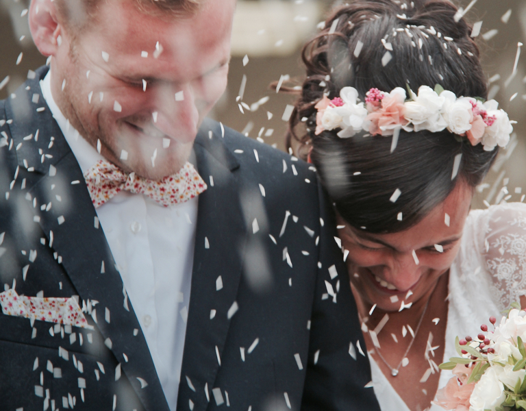 carousel life events item for Getting married